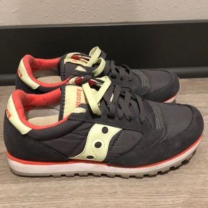 Women’s saucony size 7.5